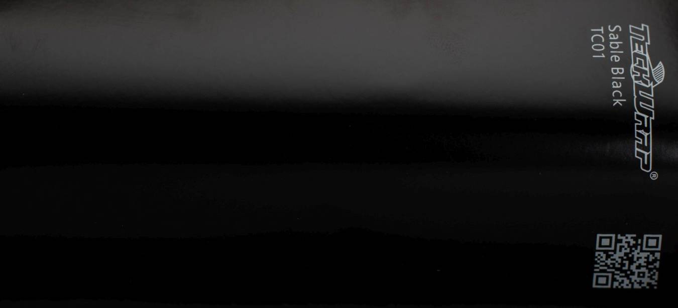 Teckwrap TC01 Sable Black szatén fekete autófólia - Fotó