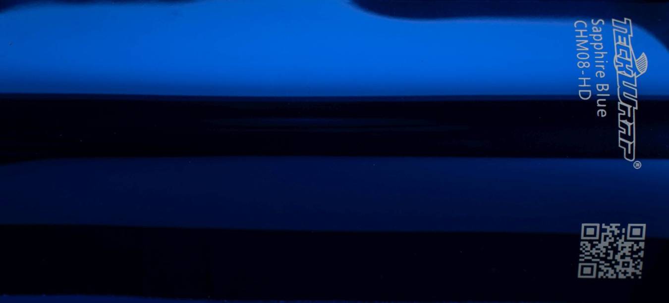 Teckwrap CHM08-HD Sapphire Blue chrome autófólia - Kép Teckwrap CHM08-HD Sapphire Blue zafír kék króm autófólia - Fotó