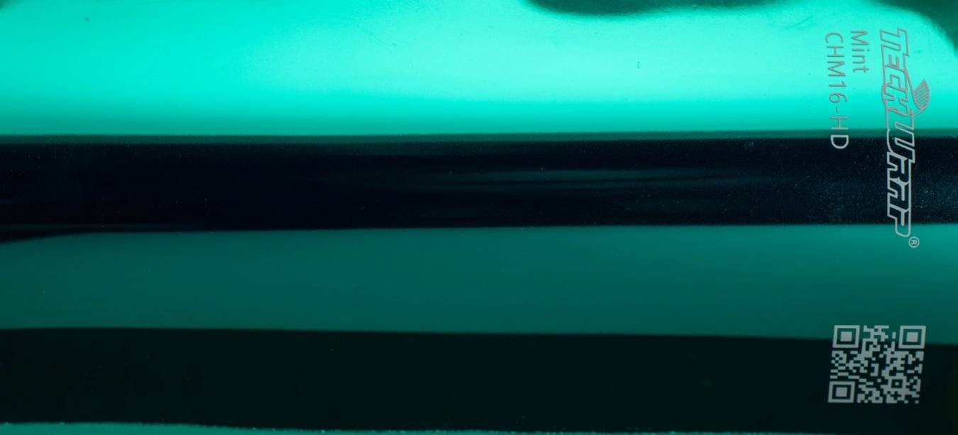 Teckwrap CHM16-HD Mint chrome autófólia - Kép Teckwrap CHM16-HD Mint menta zöld króm autófólia - Fotó