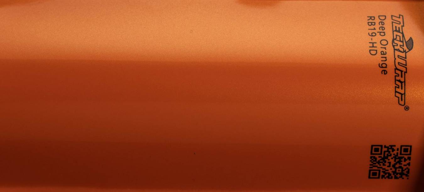 Teckwrap RB19-HD Deep Orange autófólia - Kép Teckwrap RB19-HD Deep Orange gyöngyház narancssárga színes autófólia - Fotó