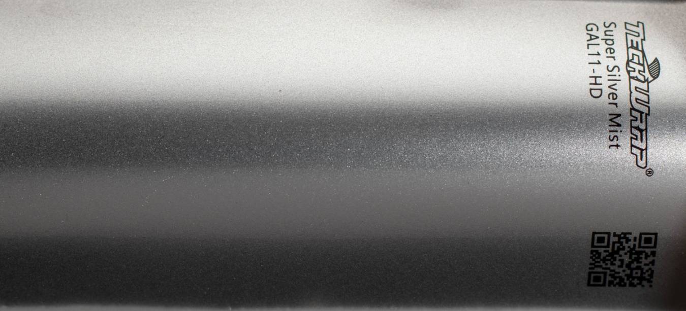 GAL11-HD Super Silver Mist metallic autófólia - Kép GAL11-HD Super Silver Mist metál ezüst autófólia minta - Fotó