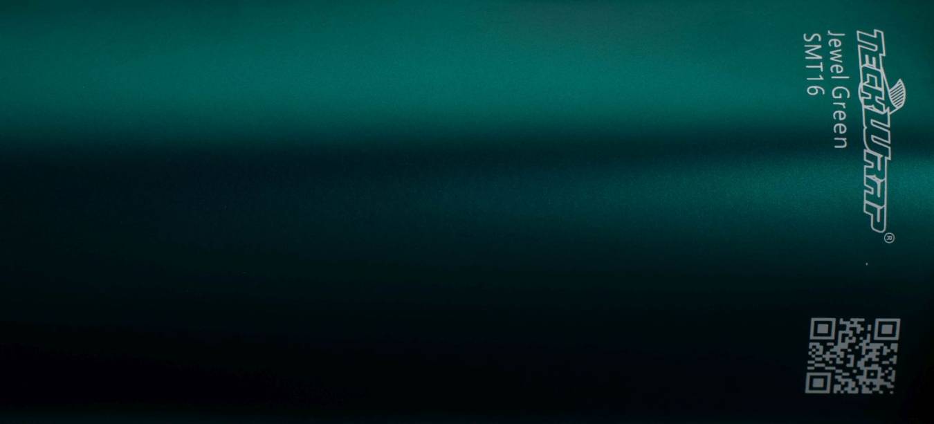 Teckwrap SMT16 Jewel Green autófólia - Kép Teckwrap SMT16 Jewel Green matt metál kékes zöld autófólia - Fotó