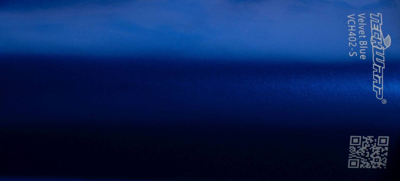 Teckwrap VCH402-S Velvet Blue autófólia - Kép Teckwrap VCH402-S Velvet Blue matt kék króm autófólia - Fotó
