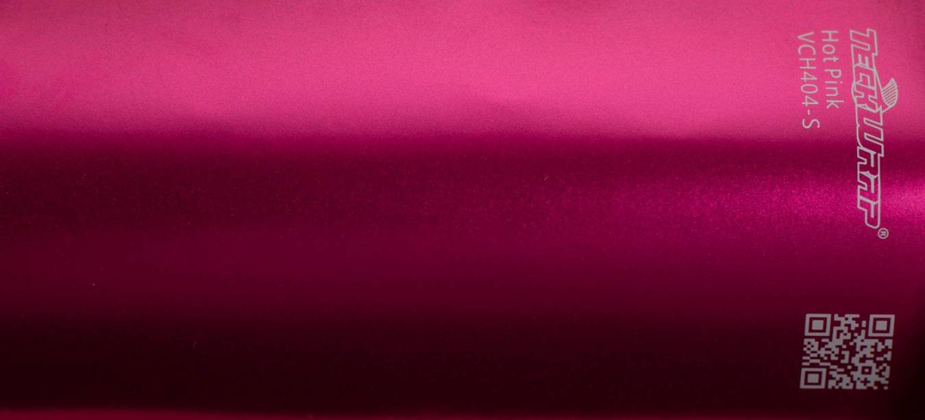 Teckwrap VCH404-S Hot Pink autófólia - Kép Teckwrap VCH404-S Hot Pink matt rózsaszín króm autófólia - Fotó